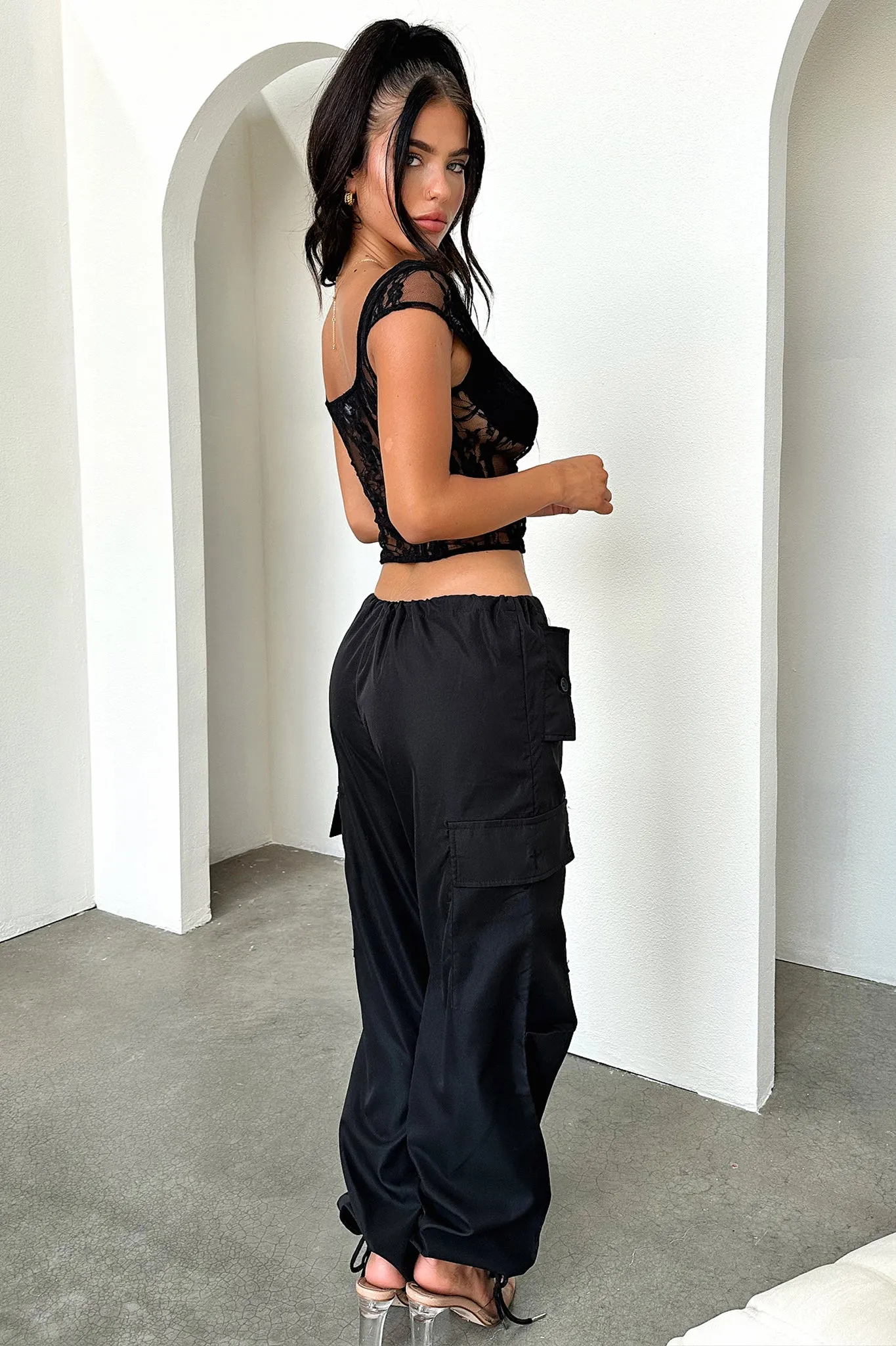 Zanna Crop - Black